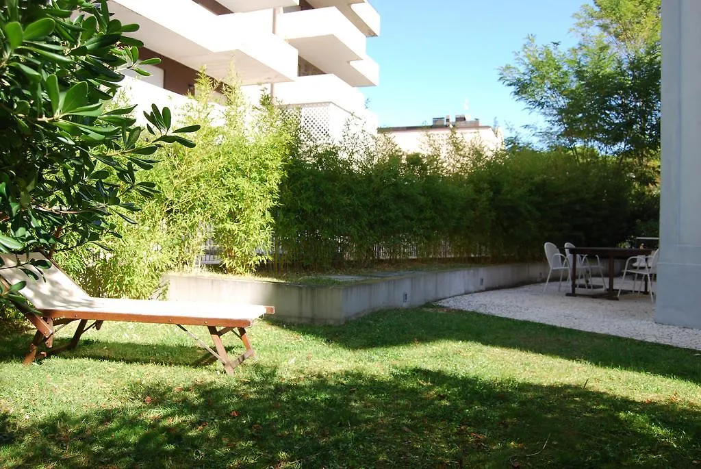 ריצ'יונה Ceccarini Suite 2*,  איטליה